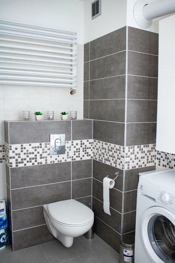 Apartament Z Ogrodkiem Trzęsacz Exteriör bild